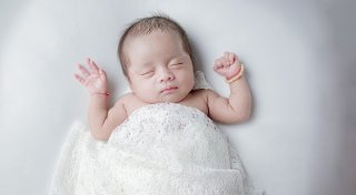 Storch im Dauereinsatz im Kreis Höxter: St.-Ansgar-Krankenhaus begrüßt sieben Babys