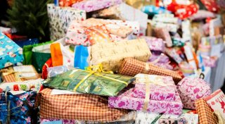 Mehr als jeder Dritte will weniger für Weihnachten ausgeben