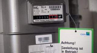 Teurer Umstieg auf Wärmepumpe, Hauptact für Parklichter und ENG als Kennzeichen
