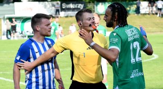 Turbulenter Saisonstart: FC Lübbecke und FC Bad Oeynhausen trennen sich 2:2
