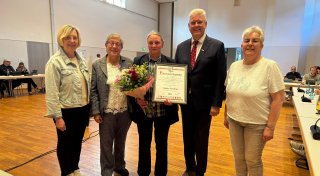 1.500 Kinder lernen dank Delbrücker Lehrerin schwimmen