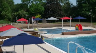 Personalmangel: Lübbecker Freibad schränkt seine Öffnungszeiten ein