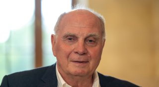 Hoeneß über Eberl: Erst Kritik, nun «der größte Verteidiger»