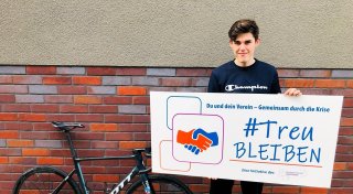 Mitfiebern vorm Fernseher: Radsportprofi aus Bünde beim Giro d`Italia mittendrin