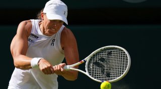 6:0, 6:0: Swiatek gewinnt Wimbledon mit Tennis-Geschichte