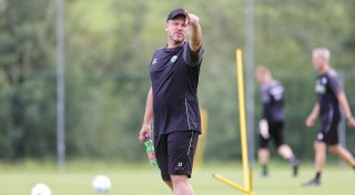 Mit gemischten Gefühlen in die Pause: Kwasniok schickt SC Paderborn in die Sonne