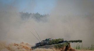 Weltweite Militärausgaben erneut auf Höchststand