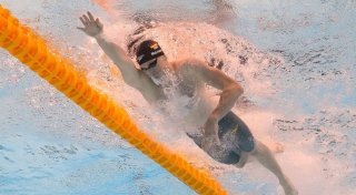 Lukas Märtens gewinnt Goldmedaille bei der Schwimm-WM