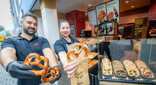 Brezel-Bäckerei Ditsch eröffnet in Bielefeld ein Geschäft im Herzen der Stadt