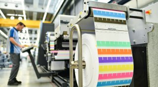 Unternehmen verlost Prämien unter Arbeitern ohne Krankentage