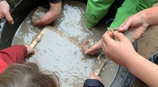 Recyling-Spaß für Kinder im Herbst auf Hof Kreft in Bünde