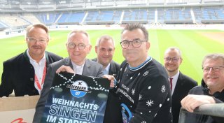 „Rudelsingen“ im Advent: Das Paderborner Stadion wird zur Konzert-Arena