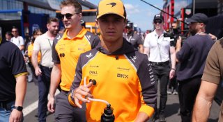 McLaren-Duo gibt auch im Ungarn-Training das Tempo vor