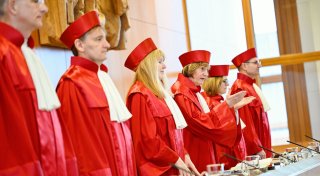 Bundesverfassungsgericht: Soli darf bleiben - noch