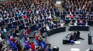 Neuer Bundestag konstituiert - alte Regierung entlassen