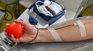 Wann man nach einem Infekt wieder Blut spenden darf