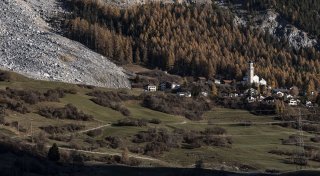 Brienz geräumt - Schuttstrom bedroht Schweizer Dorf