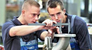 Schwieriger Ausbildungsmarkt in Bielefeld - bessere Chancen im Kreis Gütersloh?