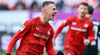 Kaiserslautern wahrt mit Heimsieg Kontakt nach oben
