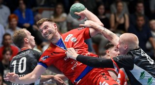 Drittliga-Schwergewicht ASV Hamm tritt bei Bielefelds Handballern an
