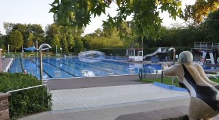 Gasalarm in Freibad im Kreis Gütersloh: Badegäste müssen evakuiert werden