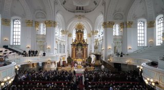 Abschied im Michel - Trauerfeier für Carlo von Tiedemann