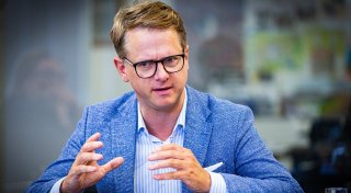 Monatlich 10 Euro für Kinder - Kanzler-Vertrauter Linnemann über neue Frühstartrente ab 2026