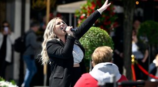 Lebensfrohe und verrückte Mama (26) aus dem Kreis Gütersloh singt beim DSDS-Casting