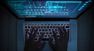 Neue Betrugsmasche „Cybertrading Fraud“: Was das ist und wie man sich schützen kann