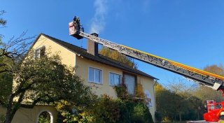 Kaminbrand in Steinheim beschäftigt Einsatzkräfte