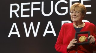 Merkel kritisiert Asyl-Zurückweisungen - Frei kontert