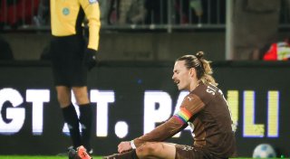 St.-Pauli-Trainer: Kapitän Irvine spielt mit Verletzung