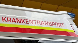 Rettung im Wintersportort: Deutscher in Mini-Spalt gefangen