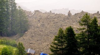 Nach Gletschersturz im Wallis wird eine Person vermisst