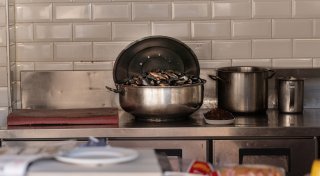 Vergiftet durch Essen? Fakten zu Lebensmittelvergiftungen