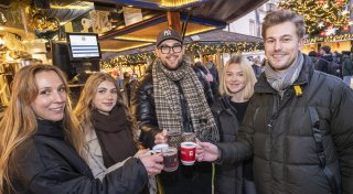 Der große „NW“-Heißgetränketest auf dem Bielefelder Weihnachtsmarkt