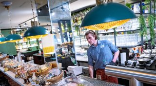 Alex Bielefeld: Opulentes Frühstücksbuffet mitten in Bielefelds City