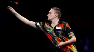 Pietreczko bei Darts-WM chancenlos - 0:4 gegen Aspinall