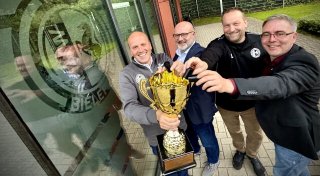 Hallen-Stadtmeisterschaft 2024: Kicken auf Handballtore