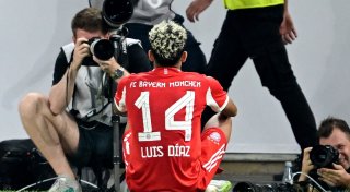 Díaz-Debüt: Tor, Titel und Jubel für toten Ex-Kollegen