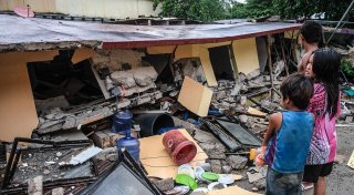 Schweres Erdbeben auf den Philippinen: mindestens 60 Tote
