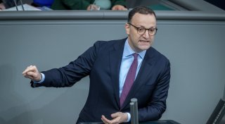 Spahn für neuen Umgang mit AfD im Bundestag - sofort Kritik