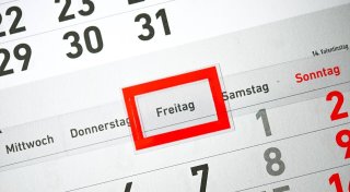 Umfrage: Mehr Menschen für Wochenarbeitszeit als dagegen