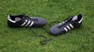 Transfrauen aus Frauenfußballteams in England verbannt