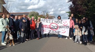 Raserstrecke vor der Haustür: Eltern aus Bünde sorgen sich um ihre Kinder