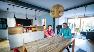 Bielefelder Familie verwandelt 100 Jahre altes Haus in Energiewunder