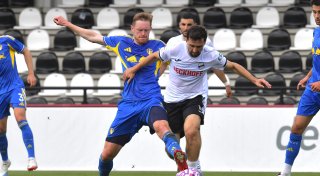 Trotz Niederlage im Kreis Gütersloh: SC Verl zeigt Kampfgeist gegen Leeds United