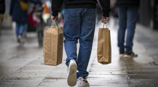 Stadt im Kreis Höxter will drei verkaufsoffene Sonntage anbieten - Verdi droht mit Klage