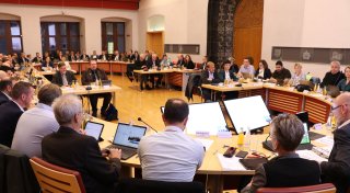 Wer bekommt wie viel Geld im Stadtrat Paderborn?