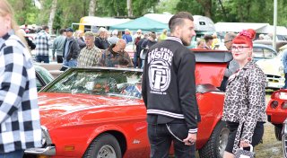 Tausend auffällige Autos im Kreis Gütersloh: Hier gibt es die schönsten Fotos
